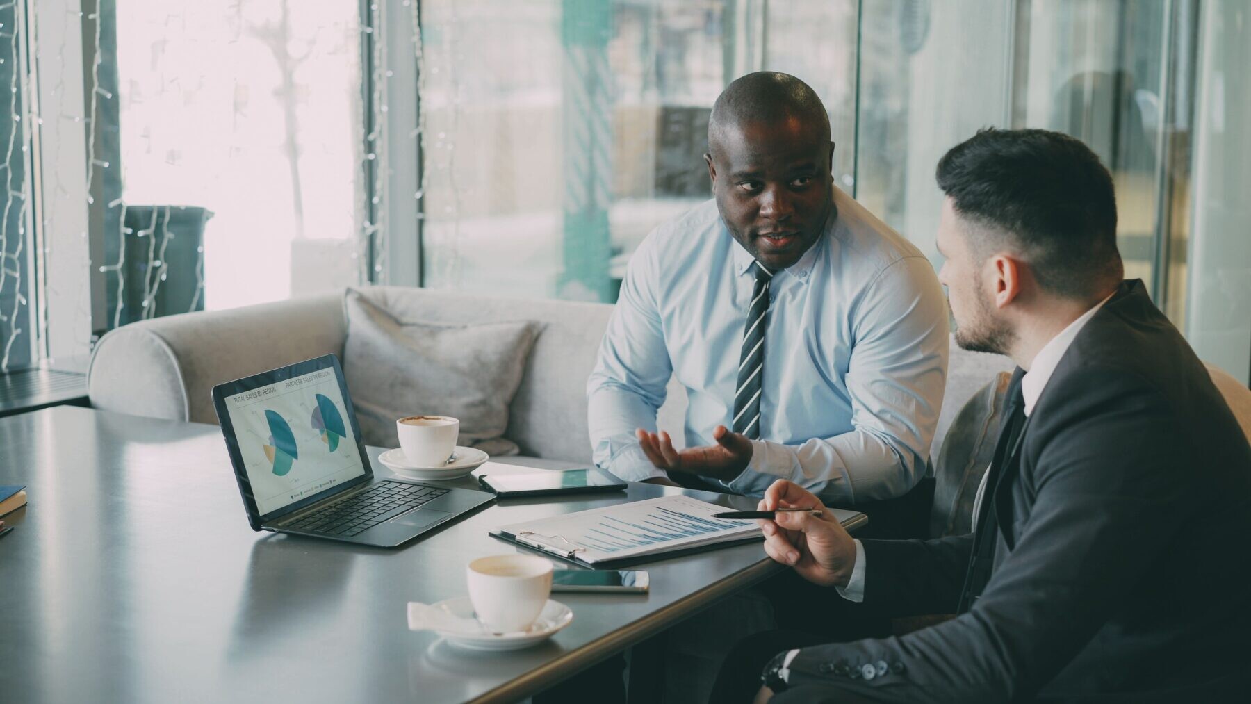 Laptop on desk Group Coaching